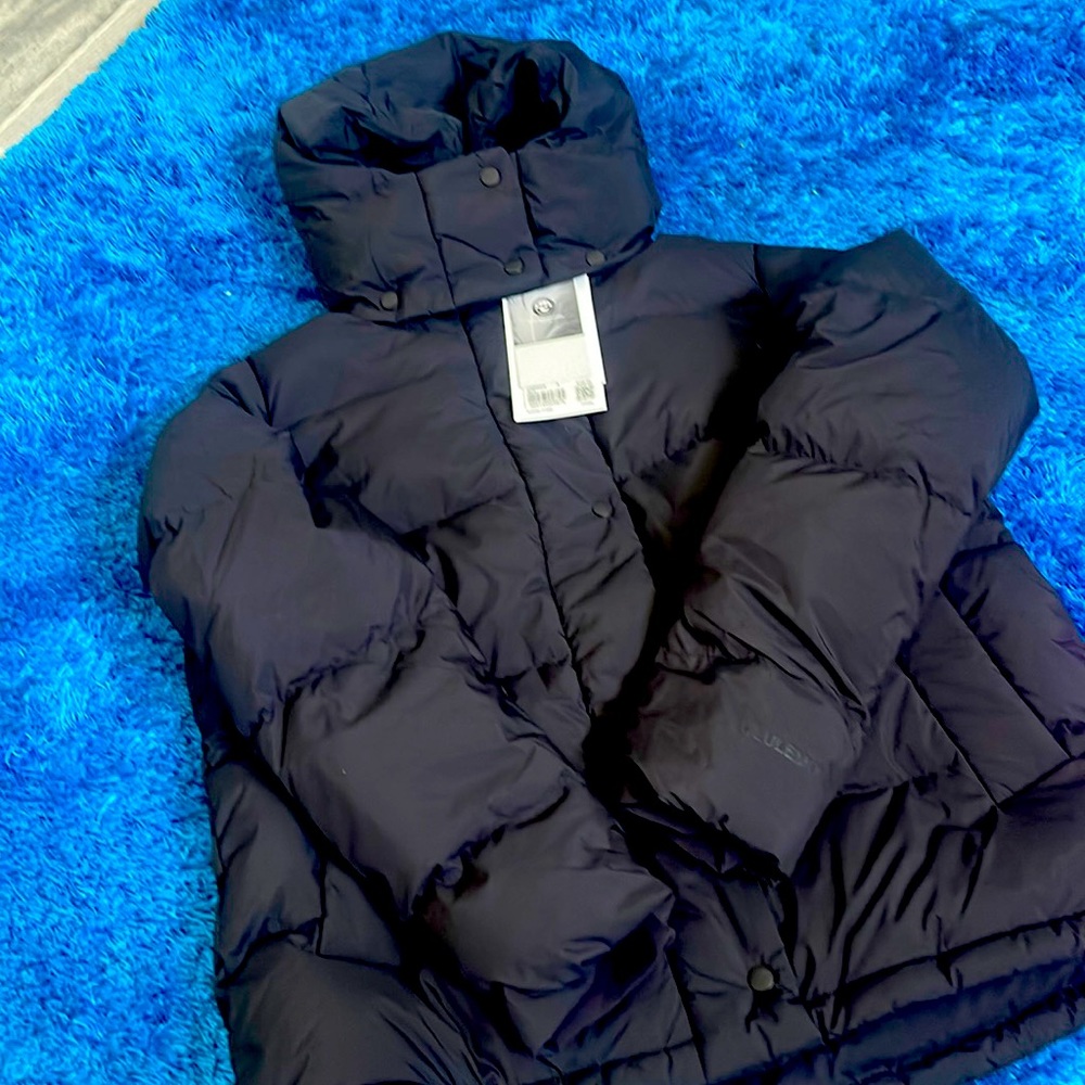 BLACK lululemon puffer coat !